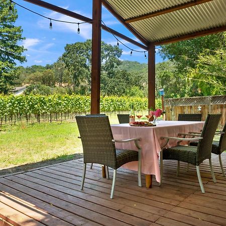 The Gables Wine Country Inn Санта-Роза Экстерьер фото