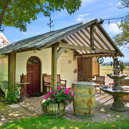 The Gables Wine Country Inn Санта-Роза Экстерьер фото