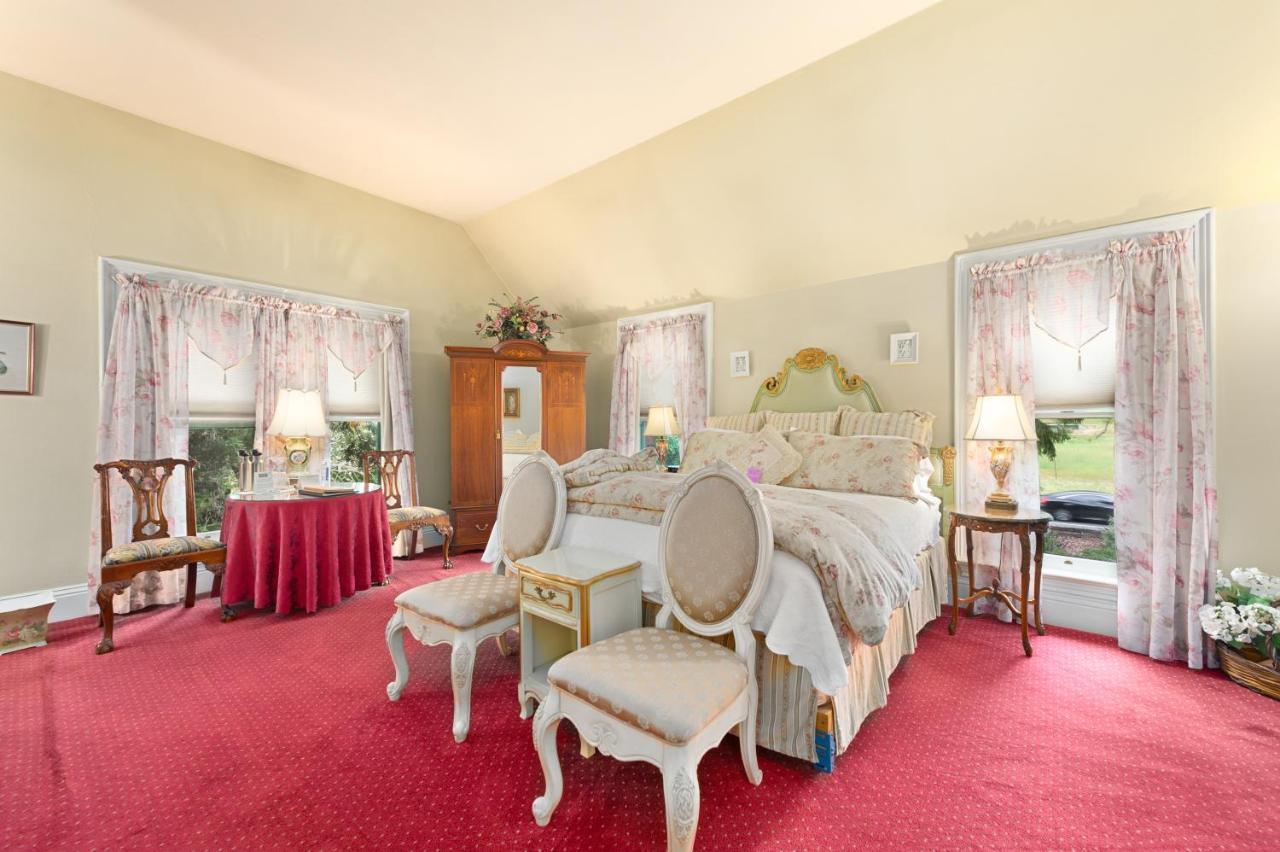 The Gables Wine Country Inn Санта-Роза Экстерьер фото
